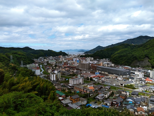 松山市湯の山四丁目のメイン画像